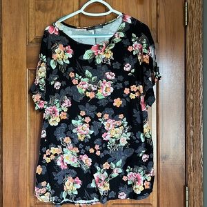 Chris & Carol Plus 2xl shirt